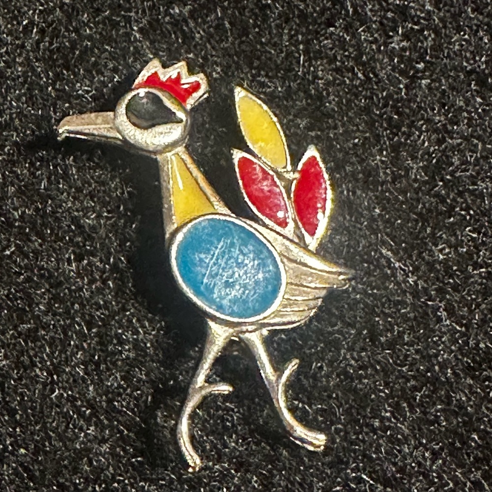 Vintage silver road runner brooch‎